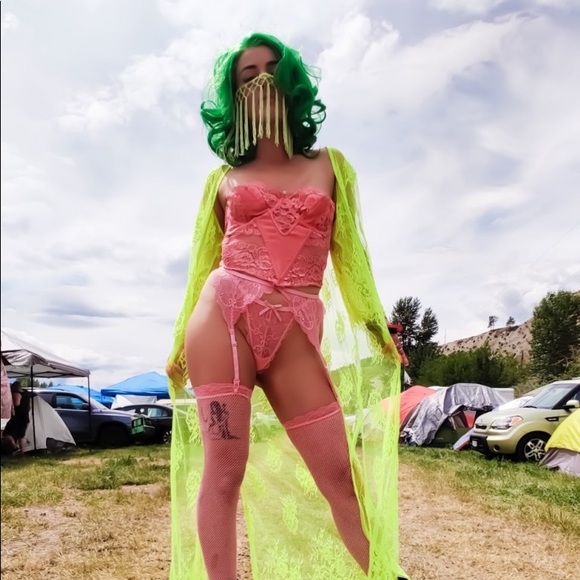 Curly Green Festival Wig - Picture 5 of 6